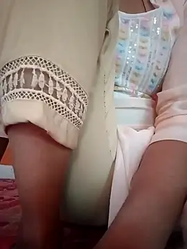 Snapshot of Mangla_Bhabhi chatting on February 23, 7:44 am Mangla Bhabhi online show from February 23, 7:44 am