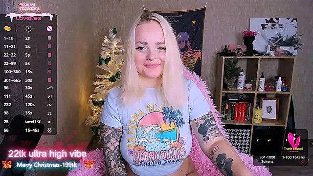 Snapshot of flower_sarah_ chatting on December 24, 7:49 am flower sarah online show from December 24, 7:49 am