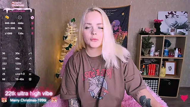 Snapshot of flower_sarah_ chatting on December 26, 7:56 am flower sarah online show from December 26, 7:56 am