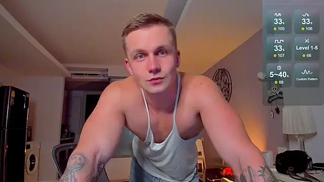 Samuel Andrew online show from December 3, 3:03 am