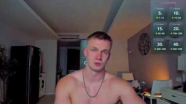 Snapshot of Samuel_Andrew chatting on May 7, 4:51 am Samuel Andrew online show from May 7, 4:51 am