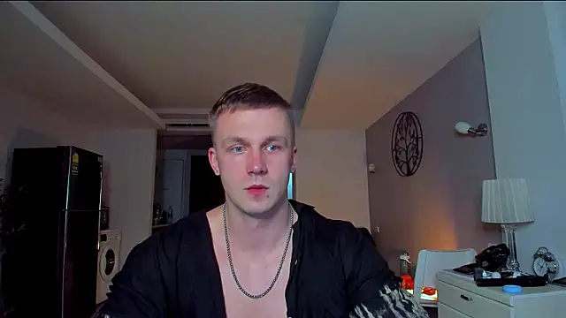 Snapshot of Samuel_Andrew chatting on June 21, 2:14 am Samuel Andrew online show from June 21, 2:14 am