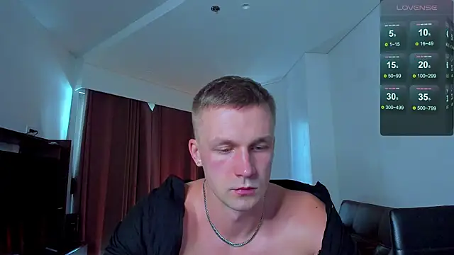 Snapshot of Samuel_Andrew chatting on July 7, 7:09 am Samuel Andrew online show from July 7, 7:09 am