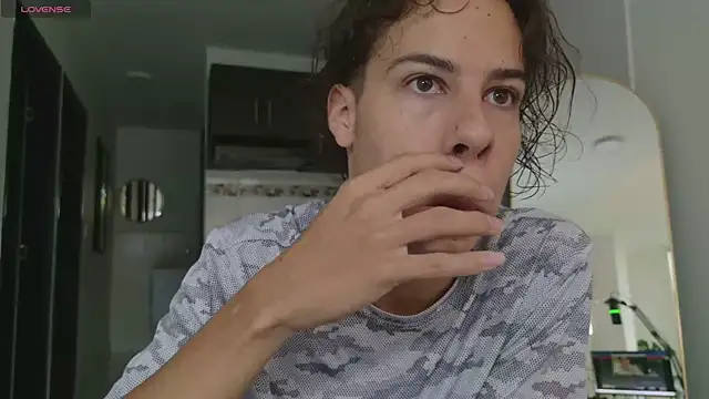 grey   27 online show from April 14, 11:27 am