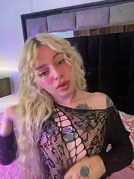 Snapshot of Bonnie_vega chatting on January 24, 8:43 pm Bonnie vega online show from January 24, 8:43 pm