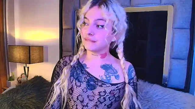 Snapshot of Bonnie_vega chatting on March 21, 11:01 pm Bonnie vega online show from March 21, 11:01 pm