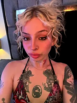 Snapshot of Bonnie_vega chatting on September 9, 8:30 pm Bonnie vega online show from September 9, 8:30 pm