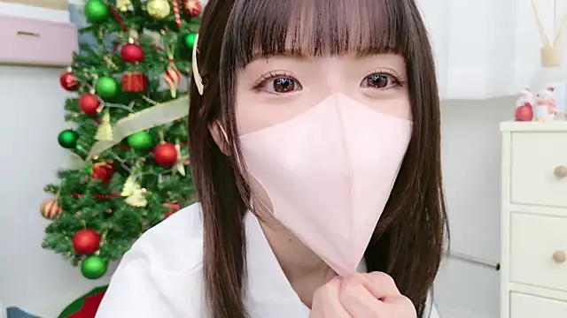 Snapshot of -minami- chatting on December 5, 4:01 pm -minami- online show from December 5, 4:01 pm