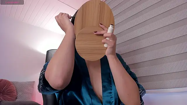 Snapshot of vico_sweety chatting on November 20, 4:51 pm vico sweety online show from November 20, 4:51 pm