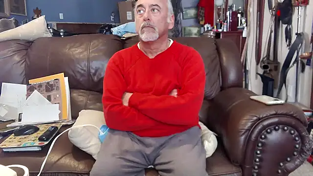 Snapshot of PincheDave4u chatting on January 24, 7:49 pm PincheDave4u online show from January 24, 7:49 pm