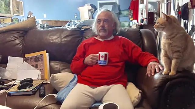 Snapshot of PincheDave4u chatting on January 25, 10:29 am PincheDave4u online show from January 25, 10:29 am