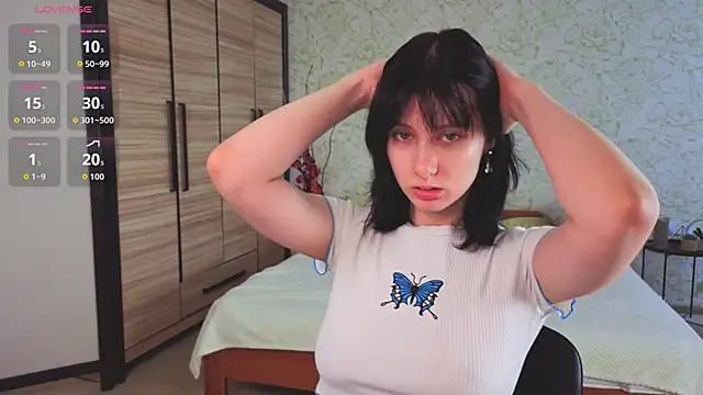 JulisSweet online show from October 18, 7:09 am