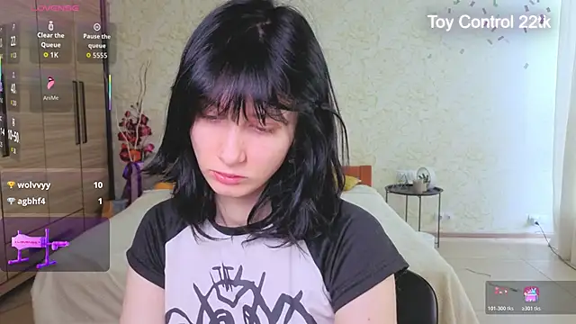 JulisSweet online show from June 28, 7:03 am