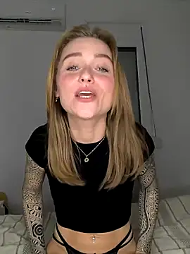 Goldloeckchen159 online show from April 4, 7:22 pm