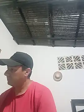 Snapshot of walwan85 chatting on November 25, 8:58 am walwan85 online show from November 25, 8:58 am