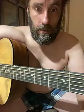 Snapshot of bigJohnson223 chatting on September 17, 4:03 am bigJohnson223 online show from September 17, 4:03 am