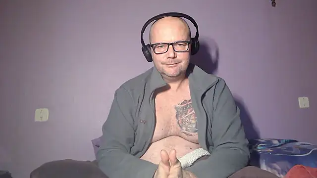 hairy orbite online show from October 31, 7:20 am