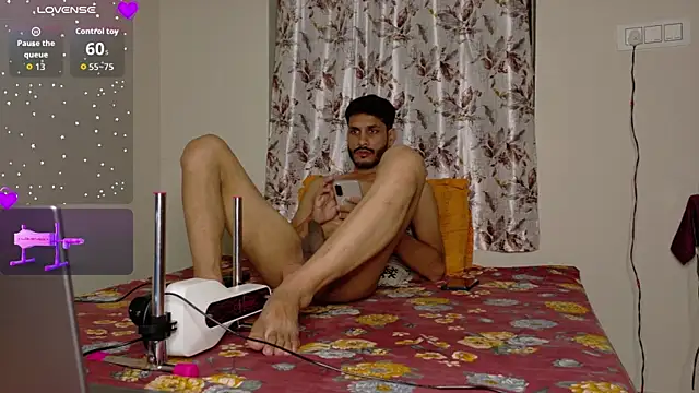 Snapshot of Palyboy426 chatting on October 5, 10:40 pm Palyboy426 online show from October 5, 10:40 pm