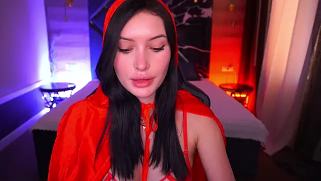 MilaSecrett online show from October 31, 2:18 pm