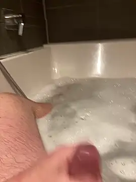 Snapshot of LivingLegend1978 chatting on February 4, 5:19 pm LivingLegend1978 online show from February 4, 5:19 pm