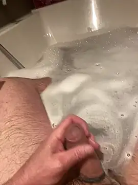 Snapshot of LivingLegend1978 chatting on February 27, 6:41 pm LivingLegend1978 online show from February 27, 6:41 pm