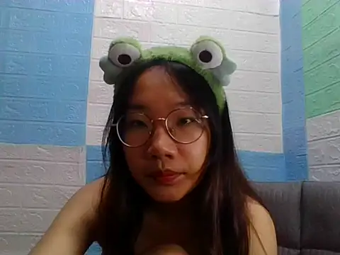 Snapshot of Nanoko chatting on September 30, 1:27 pm Nanoko online show from September 30, 1:27 pm