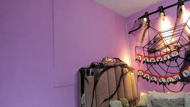 LoveQueen2 online show from October 18, 11:44 am