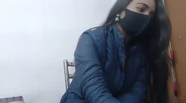 wildbabes online show from December 9, 8:44 pm