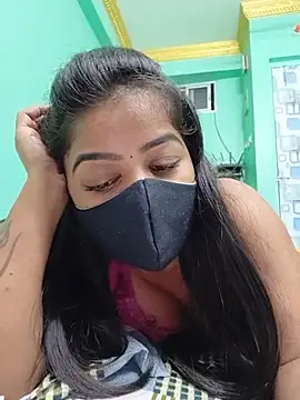 Monalisa Singh online show from June 19, 6:23 pm