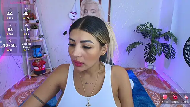 Snapshot of SALOOMEE__ chatting on January 7, 4:09 pm SALOOMEE online show from January 7, 4:09 pm