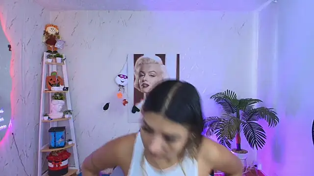 Snapshot of SALOOMEE__ chatting on January 12, 7:41 pm SALOOMEE online show from January 12, 7:41 pm