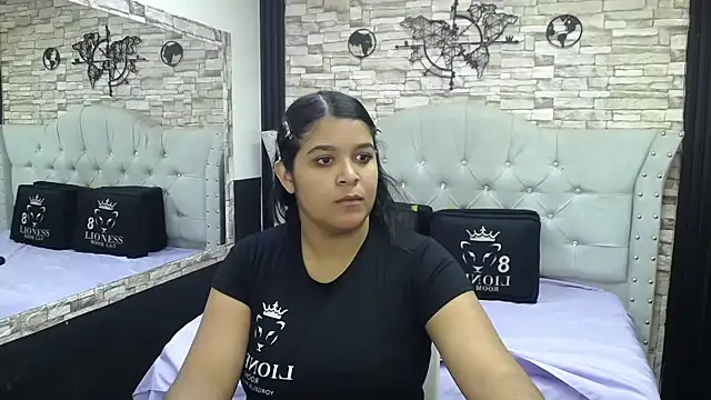 Snapshot of sia_cavad chatting on October 31, 12:50 pm sia cavad online show from October 31, 12:50 pm