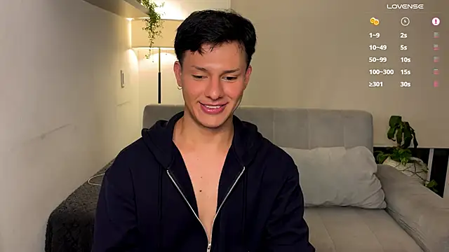 Snapshot of Alexxblue chatting on November 22, 3:05 am Alexxblue online show from November 22, 3:05 am