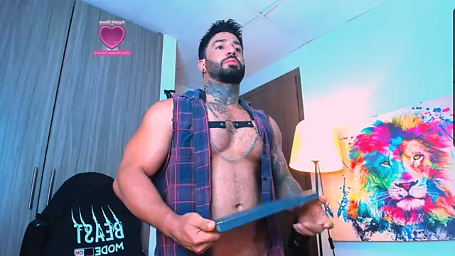 naugthy dominant online show from October 16, 12:17 pm