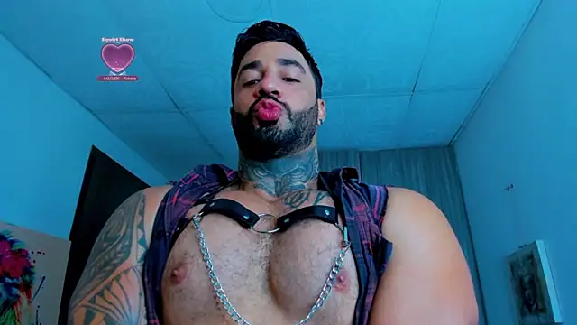 naugthy dominant online show from October 31, 12:28 pm