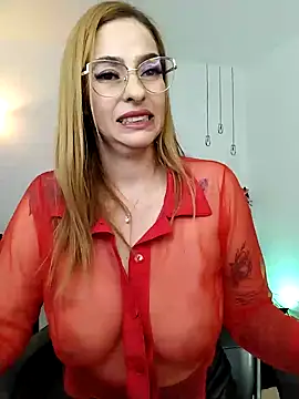 Alessandra Schmoll online show from January 11, 2:15 pm