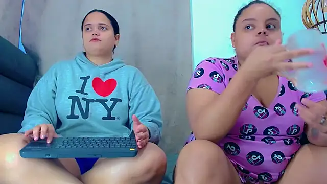 brunnette hot online show from December 18, 10:54 am