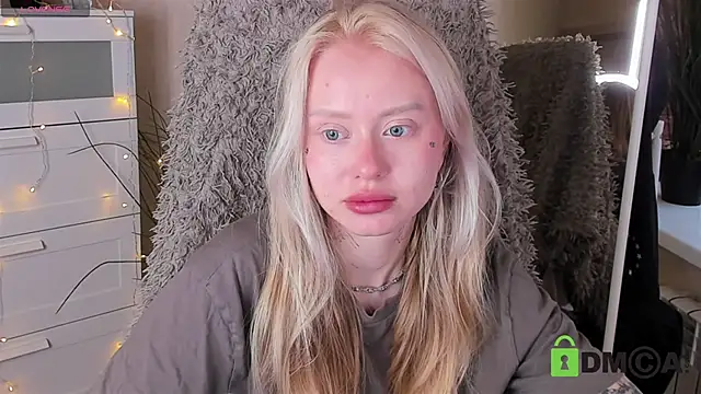 MalenaErnman online show from October 14, 10:38 am