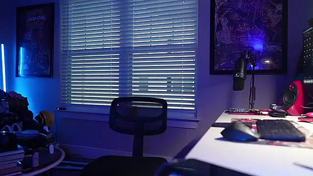 Snapshot of 4EVAGLACIERS chatting on September 23, 1:25 pm 4EVAGLACIERS online show from September 23, 1:25 pm