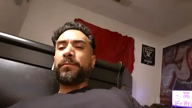 Forbidden daddy online show from December 3, 8:45 am