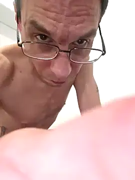 Iliketocooksquirt25 online show from March 11, 3:23 am