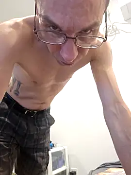 Iliketocooksquirt25 online show from March 29, 6:24 am