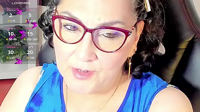 cataleya mom online show from October 31, 3:18 am