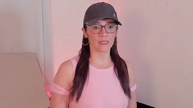 Jessica Herrera  online show from January 12, 10:48 pm