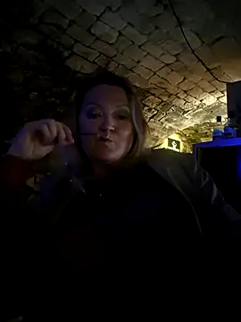 lady charlyne online show from November 7, 8:31 pm