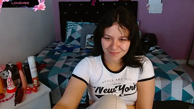 Snapshot of soniafuckboobs chatting on February 7, 2:37 pm soniafuckboobs online show from February 7, 2:37 pm