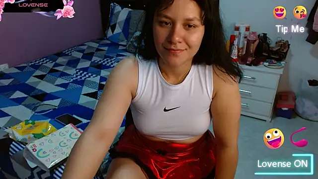 Snapshot of soniafuckboobs chatting on February 12, 3:49 pm soniafuckboobs online show from February 12, 3:49 pm