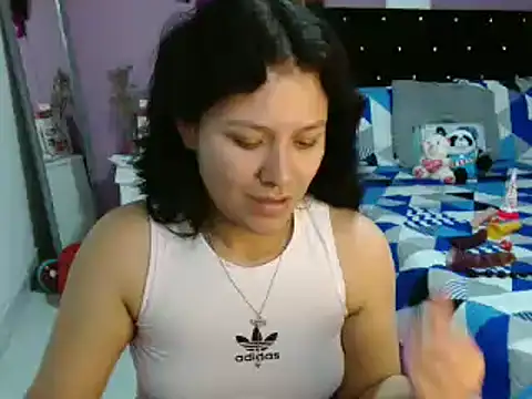 Snapshot of soniafuckboobs chatting on March 6, 3:24 pm soniafuckboobs online show from March 6, 3:24 pm