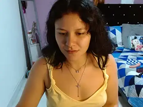 Snapshot of soniafuckboobs chatting on March 6, 9:31 pm soniafuckboobs online show from March 6, 9:31 pm