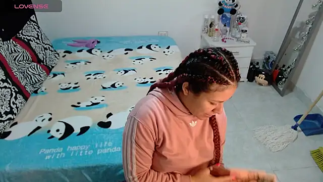 soniafuckboobs online show from February 19, 12:23 pm